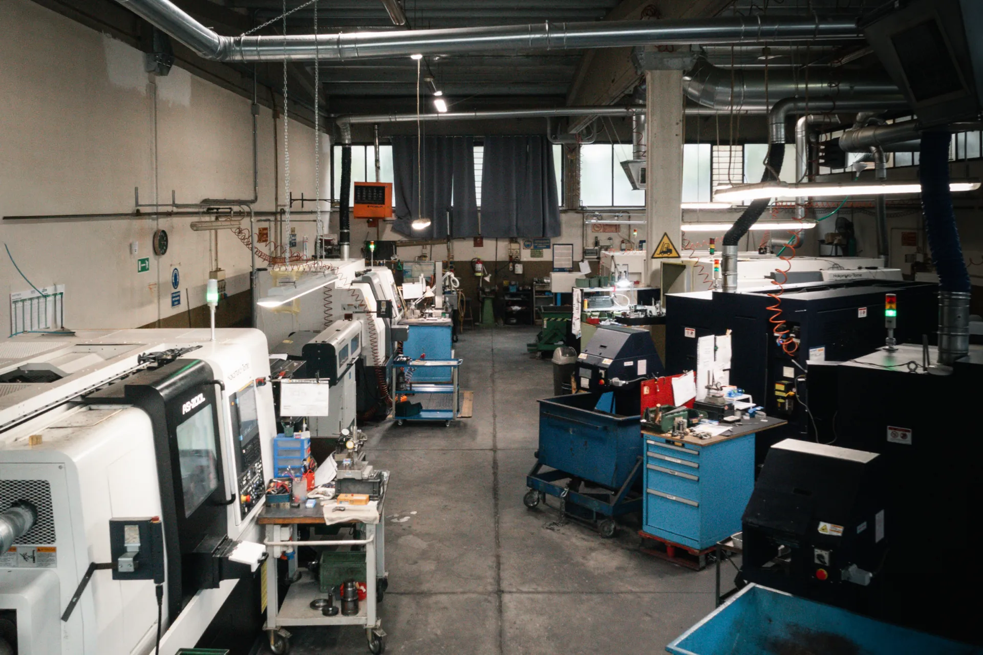 Reparto di tornitura CNC della Min-Mec